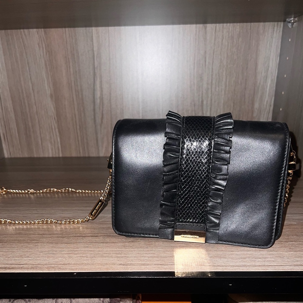 Michael Kors black hand bag